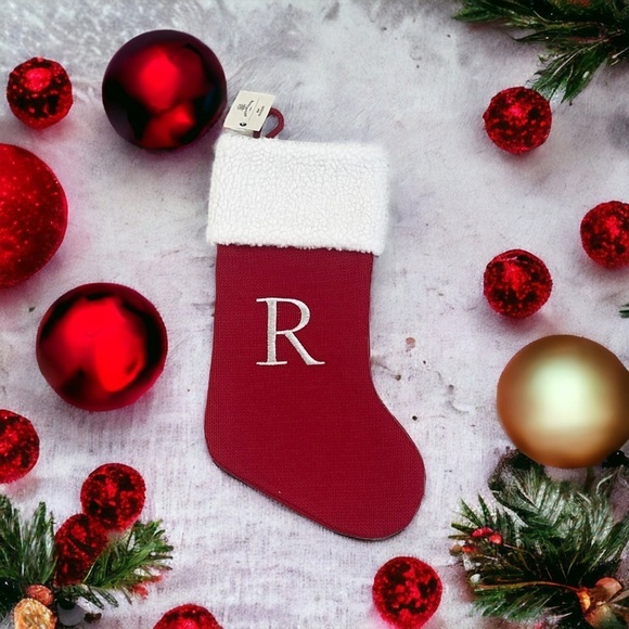 Christmas Knit Stocking 17" Red White Embroidered Letter R Cuff Bee & Willow NEW - Picture 1 of 9